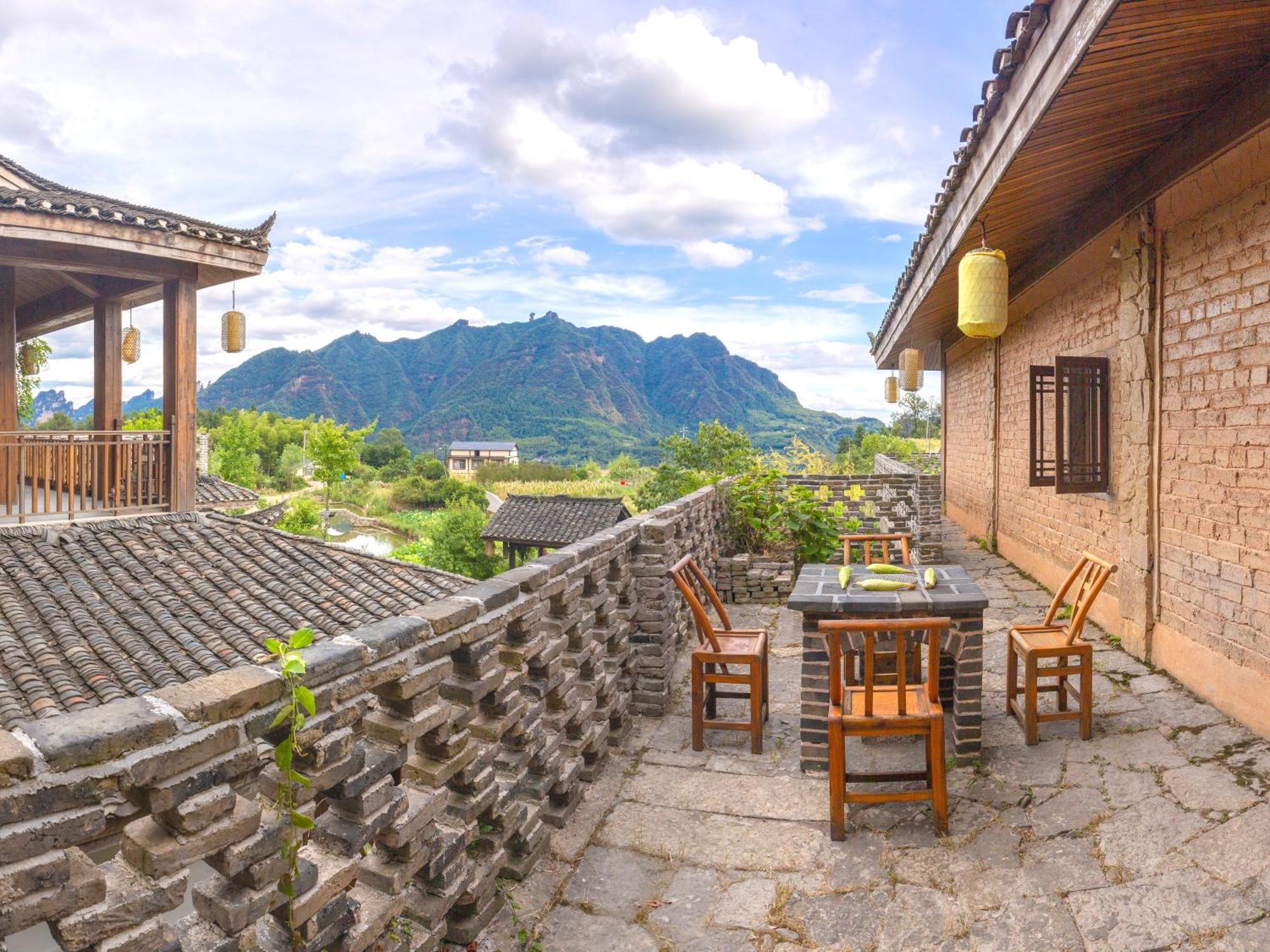 Dayong Antique Feature Resort จางเจียเจี้ย ภายนอก รูปภาพ