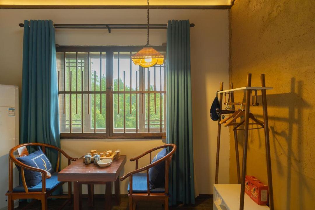 Dayong Antique Feature Resort จางเจียเจี้ย ภายนอก รูปภาพ